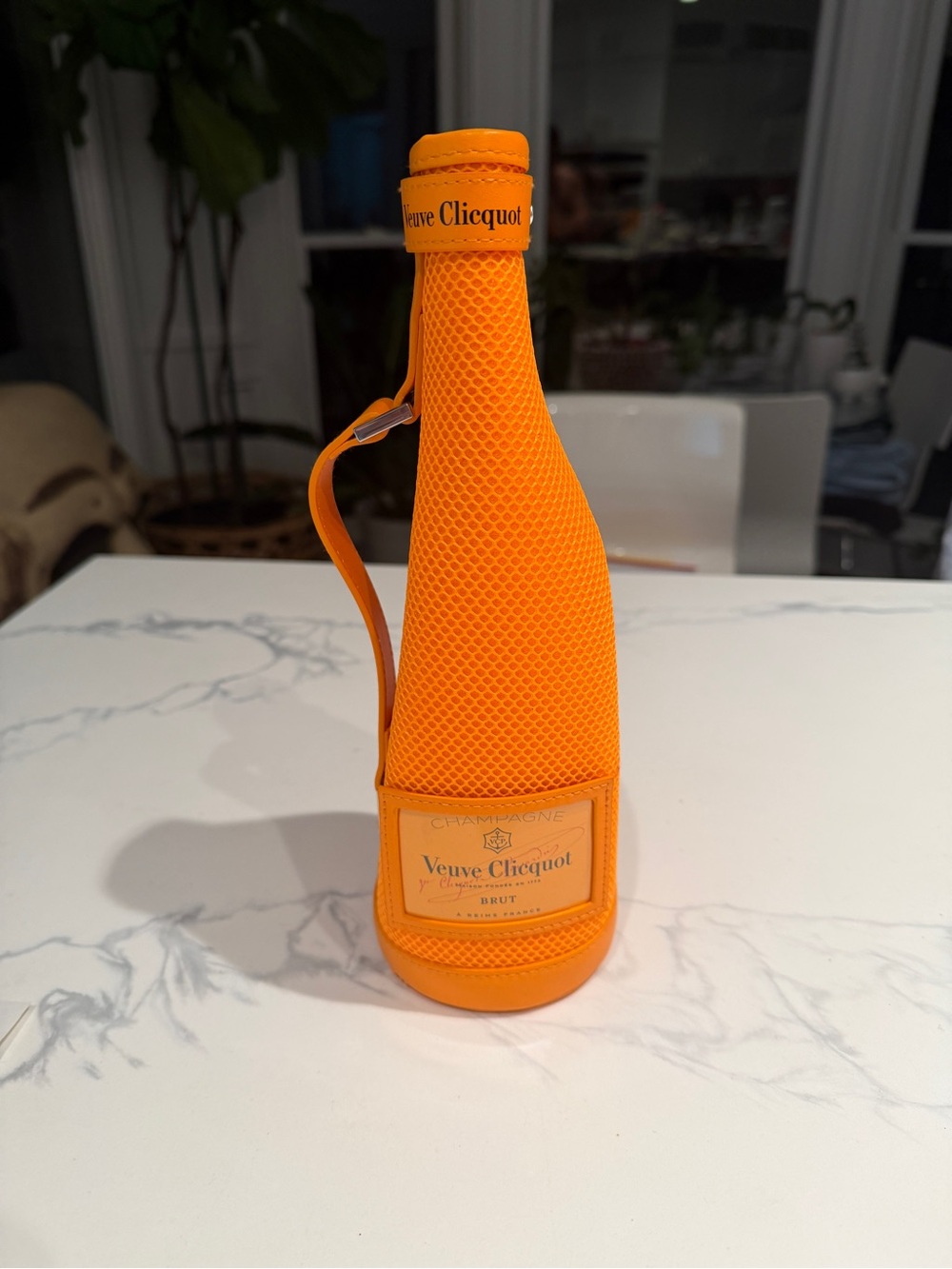 Veuve Clicquot Orange Insulated Champagne Bottle Cooler Sleeve Handle + Zipper